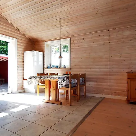 Salme - 100m From The Sea By Interhome בית נופש
